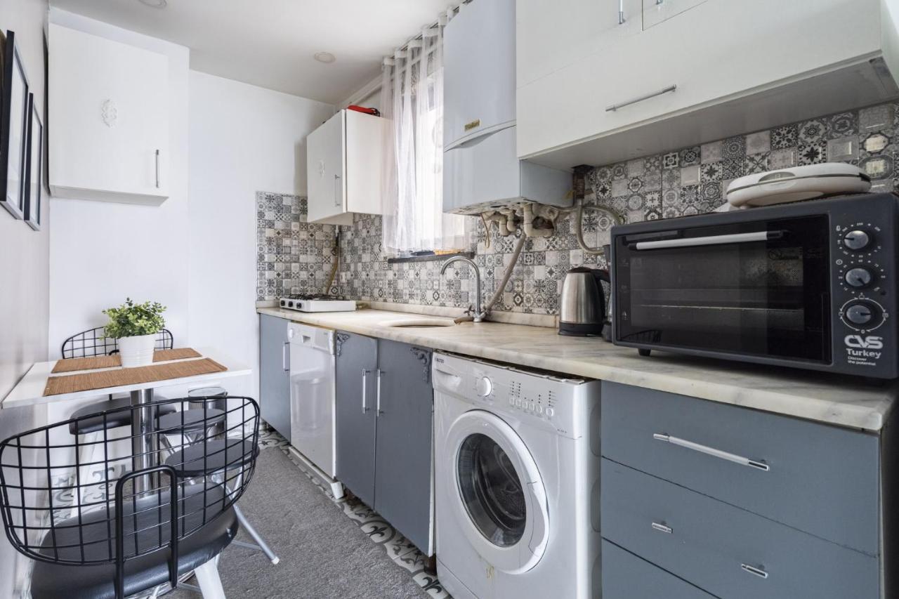 Central Flat W Sea View And Near Galata Tower Apartment Истанбул Екстериор снимка